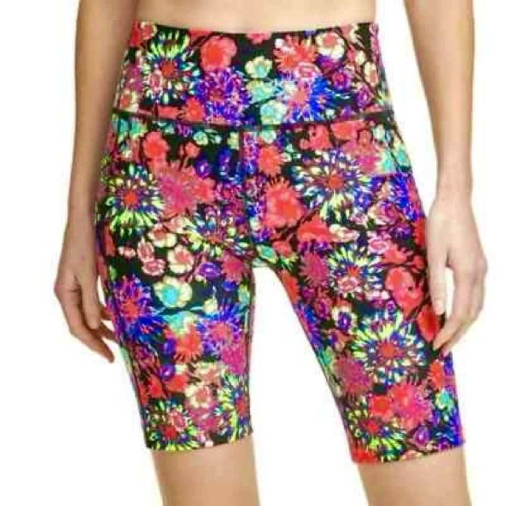 Calvin Klein Performance High-Waist Floral Bike Shorts 🌸‎